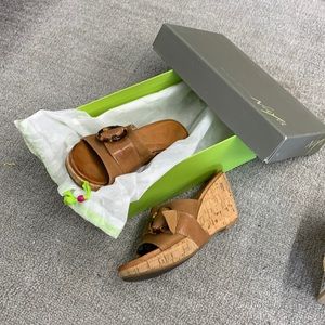 Tan leather slip on wedges